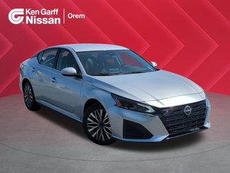 Used 2023 Nissan Altima 2.5 SV image 1