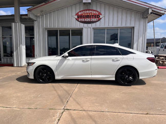 Used 2020 Honda Accord Sport image 1