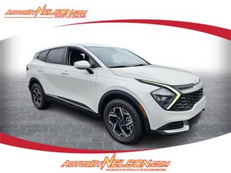 Used 2023 Kia Sportage LX image 1