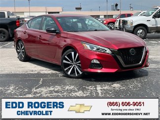 Used 2020 Nissan Altima 2.5 SR w/ Premium Package image 1