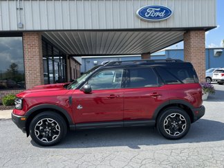 New 2025 Ford Bronco Sport Outer Banks image 1