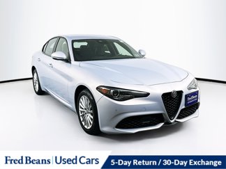 Used 2022 Alfa Romeo Giulia Sprint image 1