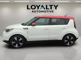 Used 2018 Kia Soul + image 1