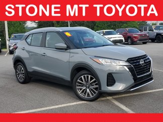 Used 2024 Nissan Kicks SV image 1