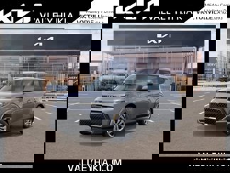 New 2025 Kia Soul LX image 1