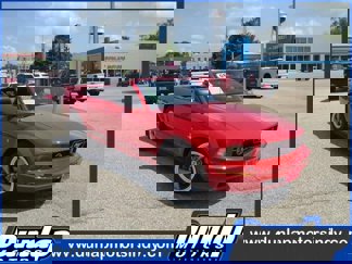 Used 2006 Ford Mustang Convertible image 1