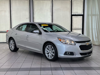 Used 2015 Chevrolet Malibu LT image 1