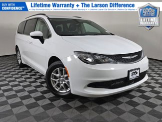 Used 2021 Chrysler Voyager Lxi image 1