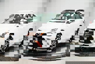 Used 2016 Toyota Camry SE image 1