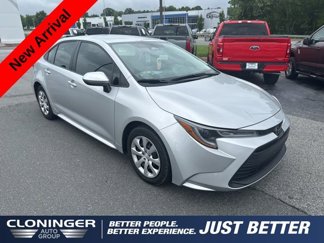 Used 2024 Toyota Corolla LE image 1