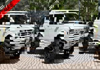 Used 2023 Ford Bronco Outer Banks image 1