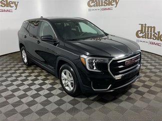 Used 2022 GMC Terrain SLE image 1
