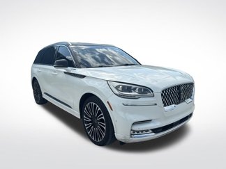 Used 2020 Lincoln Aviator Black Label w/ Class IV Trailer Tow Package image 1