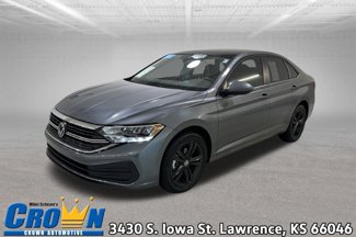 Certified 2024 Volkswagen Jetta SE w/ Panoramic Sunroof Package image 1