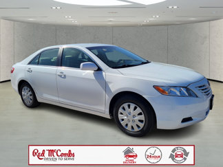 Used 2009 Toyota Camry LE image 1