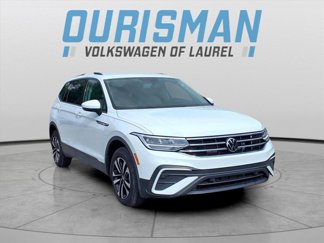 Used 2022 Volkswagen Tiguan S image 1