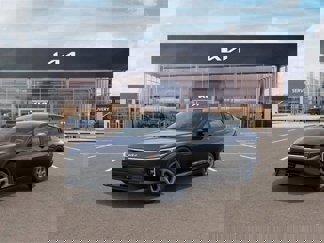 New 2025 Kia K4 LXS image 1
