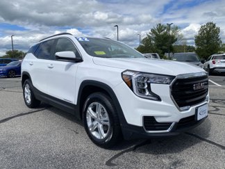 Used 2022 GMC Terrain SLE w/ Driver Convenience Package image 1