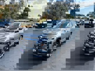 New 2026 Chevrolet Equinox LT w/ Convenience Package II image 1