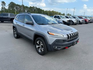 Used 2016 Jeep Cherokee Trailhawk image 1