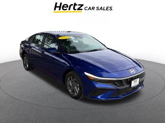 Used 2024 Hyundai Elantra SEL image 1