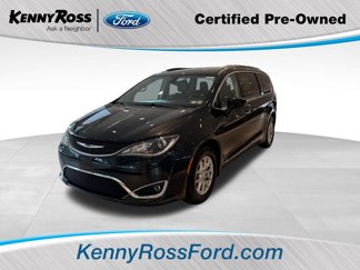 Used 2020 Chrysler Pacifica Touring-L image 1