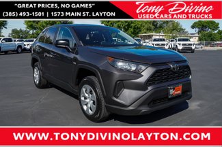 Used 2022 Toyota RAV4 LE image 1