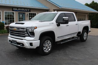 Used 2024 Chevrolet Silverado 3500 High Country w/ High Country Premium Package image 1