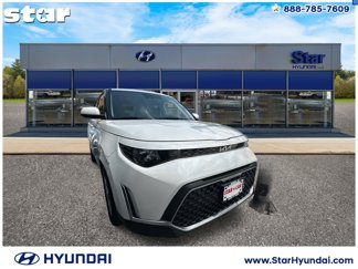 Used 2023 Kia Soul S image 1