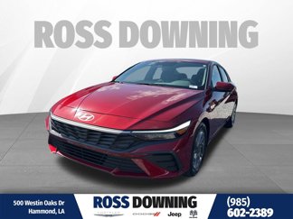 Used 2024 Hyundai Elantra SEL image 1