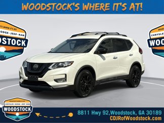 Used 2018 Nissan Rogue SV w/ Premium Package image 1