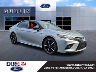 Used 2019 Toyota Camry XSE image 1