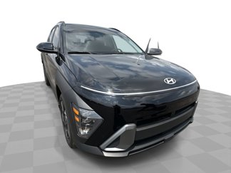 Used 2025 Hyundai Kona SEL image 1