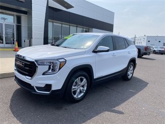 Certified 2024 GMC Terrain SLE image 1