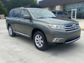 Used 2011 Toyota Highlander 2WD image 1