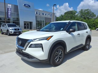 Used 2023 Nissan Rogue S image 1