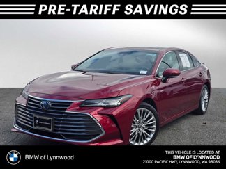 Used 2020 Toyota Avalon Limited image 1