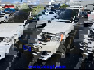 Used 2018 Dodge Grand Caravan SE w/ UConnect Hands-Free Group image 1
