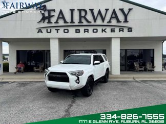 Used 2020 Toyota 4Runner SR5 image 1