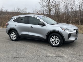 Used 2023 Ford Escape Active image 1