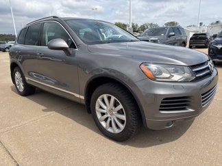 Used 2011 Volkswagen Touareg Sport image 1