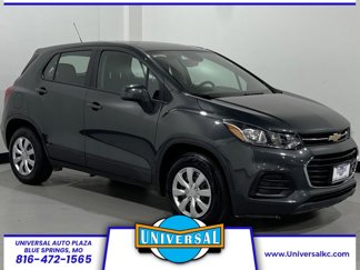 Used 2019 Chevrolet Trax LS image 1
