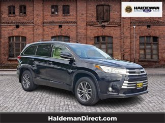 Used 2018 Toyota Highlander XLE image 1