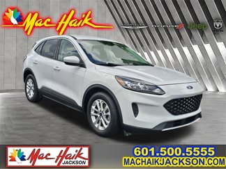 Used 2021 Ford Escape SE image 1