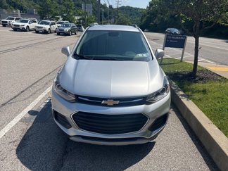 Used 2017 Chevrolet Trax LT w/ LT Convenience Package image 1