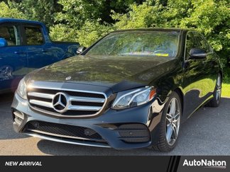 Used 2018 Mercedes-Benz E 300 4MATIC image 1