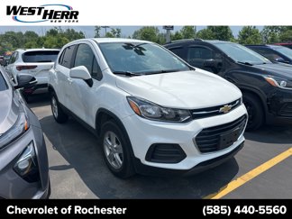 Used 2022 Chevrolet Trax LS w/ Tint and Cruise Package image 1