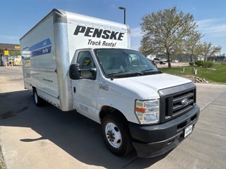 Used 2022 Ford E-350 and Econoline 350 Super Duty image 1