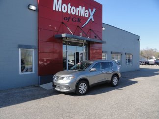 Used 2015 Nissan Rogue S image 1