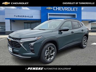 New 2025 Chevrolet Trax LT w/ Driver Confidence Package image 1